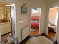 Недвижимость Четырехкомнатная квартира в центре: 14