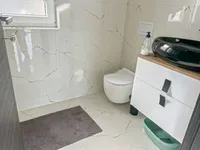 Недвижимость Трёхкомнатная квартира в Центре: 13