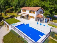 Недвижимость Семейный дом 200 м², Запад, Опатия: 8