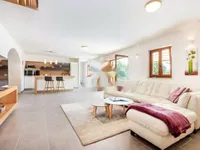 Недвижимость Семейный дом 200 м², Запад, Опатия: 10