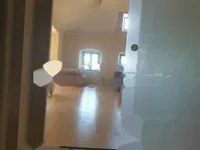 Недвижимость Трехкомнатная квартира в центре: 3