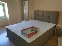 Недвижимость Трехкомнатная квартира в центре: 7