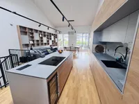 Недвижимость Четырёхкомнатная квартира в Изоле: 8