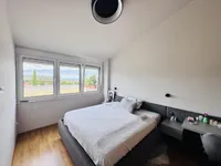 Недвижимость Четырёхкомнатная квартира в Изоле: 9