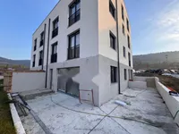 Недвижимость Квартира с 4 комнатами Изола: 5