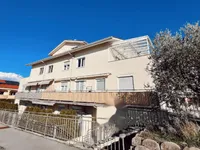 Недвижимость Квартира, 4-5 комнат, Изола: 2