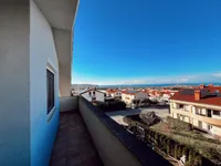 Недвижимость Квартира, 4-5 комнат, Изола: 25