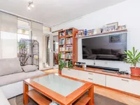 Недвижимость Трёхкомнатная квартира в Изоле: 11