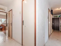 Недвижимость Трёхкомнатная квартира в Изоле: 16