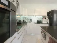 Недвижимость 4-комнатная квартира с видом на море: 6