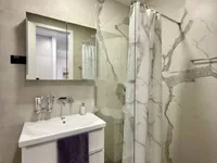 Недвижимость Трехкомнатная квартира в центре: 13