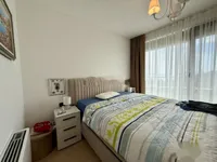 Недвижимость Трехкомнатная квартира в центре: 16