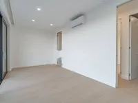 Недвижимость Четырехкомнатная квартира: 14