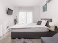 Недвижимость Семейный Дом 180 кв.м, Запад: 18