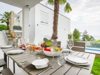 Недвижимость Семейный дом 300 м², Побри: 1