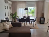 Недвижимость Семейный дом 300 м², Побри: 9