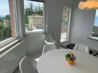 Недвижимость Трёхкомнатная квартира, центр: 13