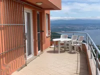 Недвижимость Трёхкомнатная квартира, центр: 25