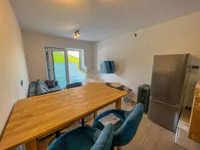 Недвижимость Двухкомнатная квартира, центр: 11