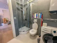 Недвижимость Двухкомнатная квартира, центр: 17