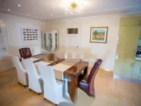 Недвижимость Трехкомнатная квартира, Центр: 9