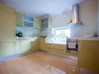 Недвижимость Трехкомнатная квартира, Центр: 11