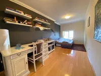 Недвижимость Трехкомнатная квартира, Центр: 13