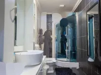 Недвижимость Трехкомнатная квартира, Центр: 18