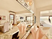 Недвижимость Квартира на втором этаже, Опатия: 3