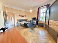 Недвижимость Трёхкомнатная квартира, Центр: 5