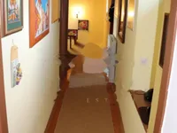 Недвижимость Семейный дом 375 м², Побри: 22