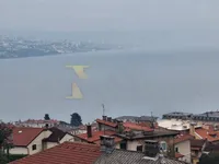 Недвижимость Двухкомнатная квартира, Центр: 2