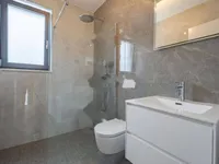 Недвижимость Четырёхкомнатная квартира в центре, Опатия: 7