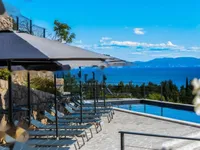 Недвижимость Четырехкомнатная квартира в Опатии: 1