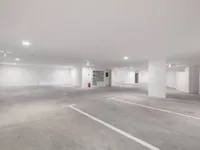 Недвижимость Трехкомнатная квартира, Центр: 25