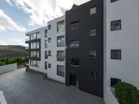 Недвижимость Трехкомнатная квартира Центр: 5