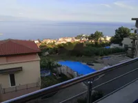 Недвижимость Двухкомнатная квартира в Центре: 12