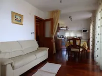 Недвижимость Трехкомнатная квартира Опатия: 2