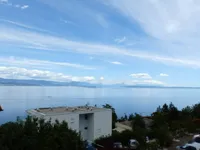 Недвижимость Трехкомнатная квартира в центре: 1