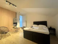 Недвижимость Трехкомнатная квартира, Центр: 3