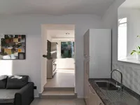 Недвижимость Двухкомнатная квартира, Центр: 7