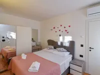 Недвижимость Двухкомнатная квартира, Центр: 10