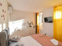 Недвижимость Двухкомнатная квартира, Центр: 11