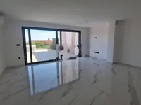 Недвижимость Квартира на 4 комнаты, Опатия: 4