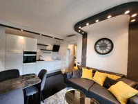 Недвижимость Трёхкомнатная квартира в центре: 7