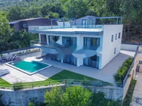 Недвижимость Новый дом 400 м² в Центре: 1