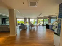 Недвижимость Новый дом 400 м² в Центре: 5