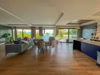 Недвижимость Новый дом 400 м² в Центре: 9