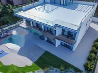 Недвижимость Новый дом 400 м² в Центре: 22