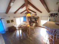 Недвижимость Трёхкомнатная квартира, Центр: 2